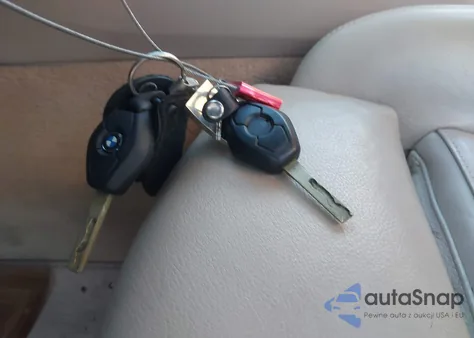 2004 BMW 330Ci z USA, uszkodzony, nr VIN WBABW53414PJ95913